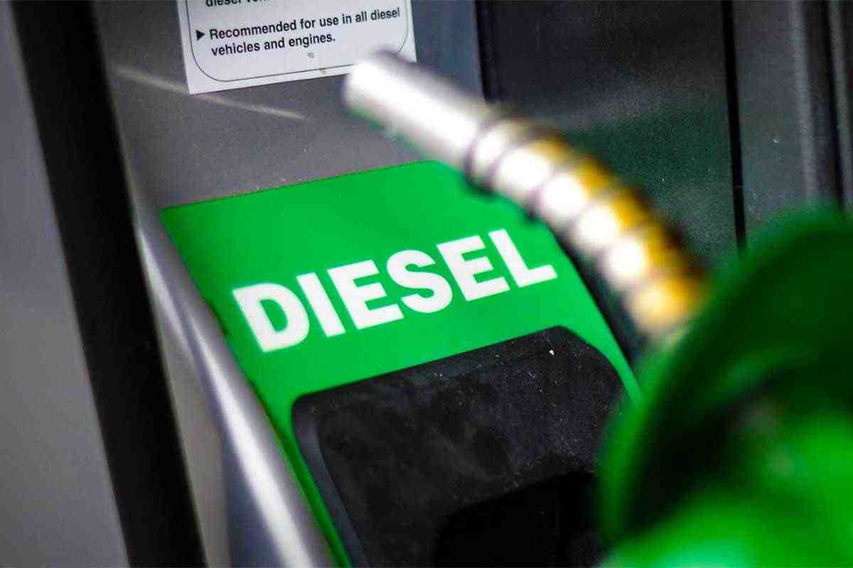 Заправка дизельного генератора