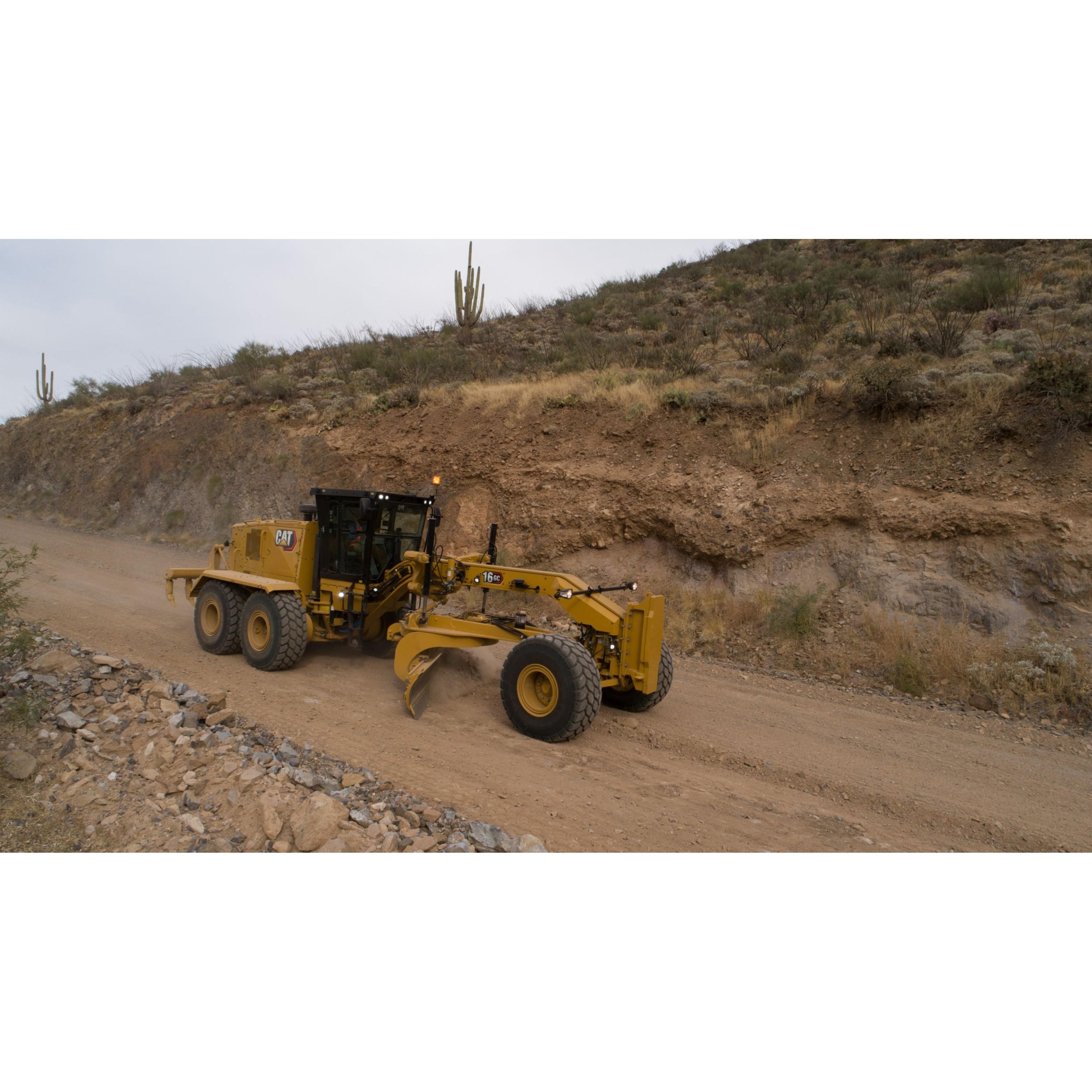 Автогрейдеры CAT 16 GC